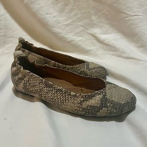 Söfft Leather Snake Skin Print Ballet Flats